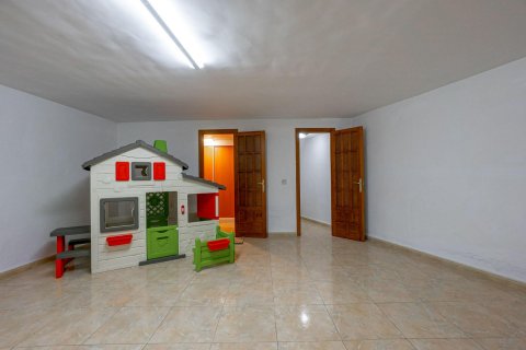 Villa till salu Rojales, Alicante, Spanien 4 sovrum, 404 kvm. Nr. 131904 - foto 29