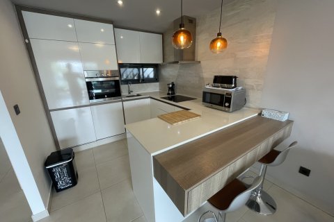 Apartment for sale Guardamar del Segura, Alicante, Spain 2 bedrooms, 75 sq.m. No. 131903 - photo 8