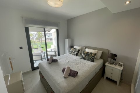 Apartment for sale Guardamar del Segura, Alicante, Spain 2 bedrooms, 75 sq.m. No. 131903 - photo 11