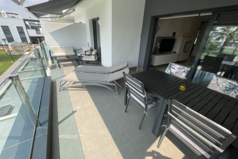 Apartment for sale Guardamar del Segura, Alicante, Spain 2 bedrooms, 75 sq.m. No. 131903 - photo 3