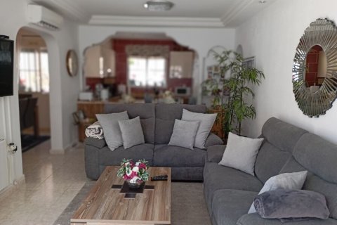 Villa en venta Alicante, España 3 dormitorios, 122 m2 No. 129620 - foto 3