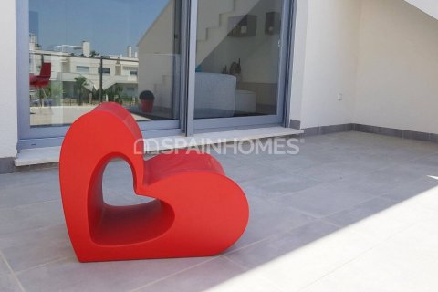 Продажа квартиры в Ориуэла, Аликанте, Испания 2 спальни, 82м2 №121864 - фото 3