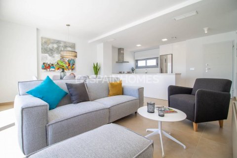 Продажа квартиры в Ориуэла, Аликанте, Испания 2 спальни, 82м2 №121864 - фото 13