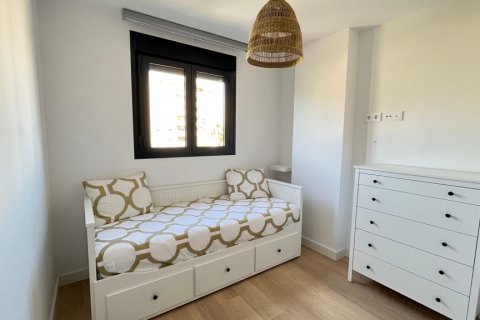 Аренда квартиры в Эстепона, Малага, Испания 2 спальни, 90м2 №121868 - фото 22