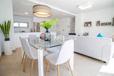 Продажа пентхауса в Ориуэла, Аликанте, Испания 2 спальни, 82м2 №121865 - фото 14