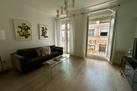 Apartamento en venta Madrid, España 1 dormitorio, 67 m2 No. 127316 - foto 4
