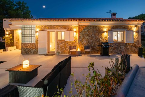 Villa for rent Peguera, Mallorca, Spain 5 bedrooms, 264 sq.m. No. 128084 - photo 7