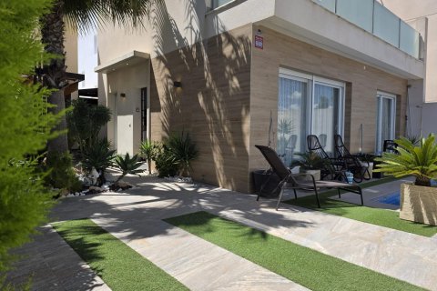 Villa zum Verkauf Pilar de la Horadada, Alicante, Spanien 3 Schlafzimmer, 107 m2 Nr. 125272 - Foto 2