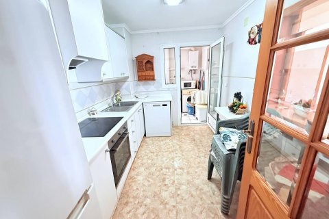 Apartment for sale La Mata, Alicante, Spain 3 bedrooms, 100 sq.m. No. 125274 - photo 15