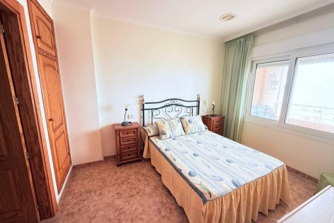 Apartment for sale La Mata, Alicante, Spain 3 bedrooms, 100 sq.m. No. 125274 - photo 9