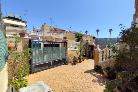 Villa for sale Torrevieja, Alicante, Spain 3 bedrooms, 95 sq.m. No. 129122 - photo 3