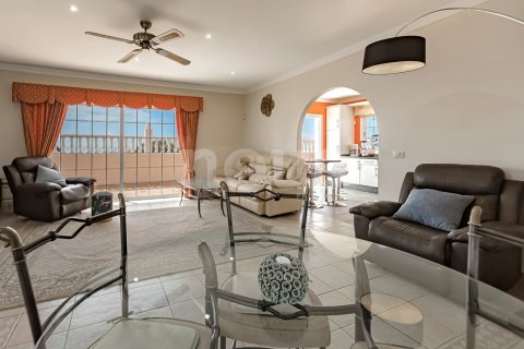 Villa till salu Callao Salvaje, Tenerife, Spanien 3 sovrum, 250 kvm. Nr. 130737 - foto 12