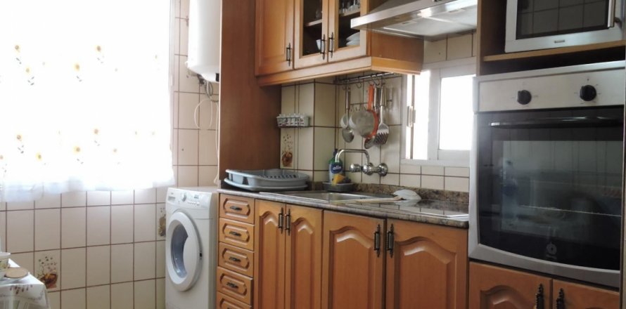 Appartamento Valencia, Spagna 4 camere da letto, 75 mq. N° 132729
