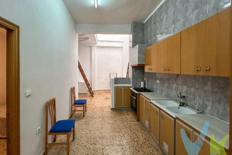 Radhus till salu Alzira, Valencia, Spanien 4 sovrum, 228 kvm. Nr. 132730 - foto 10