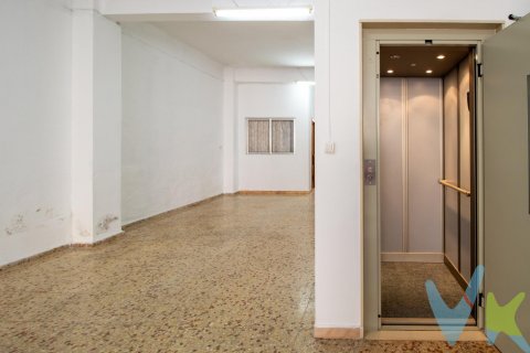 Radhus till salu Alzira, Valencia, Spanien 4 sovrum, 228 kvm. Nr. 132730 - foto 3
