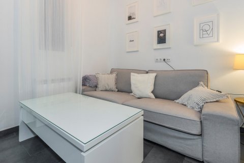 Apartment for sale Madrid, Spain 2 bedrooms, 45 sq.m. No. 120390 - photo 2