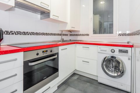 Apartment for sale Madrid, Spain 2 bedrooms, 45 sq.m. No. 120390 - photo 13