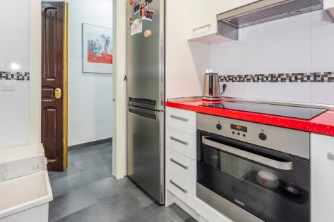Apartment for sale Madrid, Spain 2 bedrooms, 45 sq.m. No. 120390 - photo 14