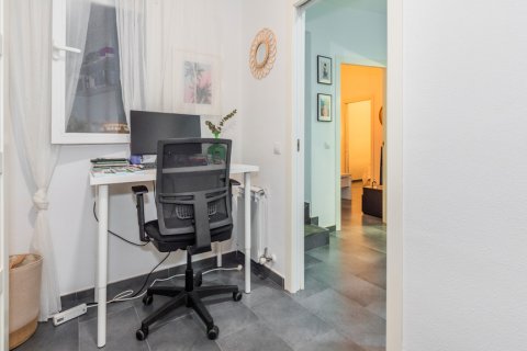 Apartment for sale Madrid, Spain 2 bedrooms, 45 sq.m. No. 120390 - photo 5