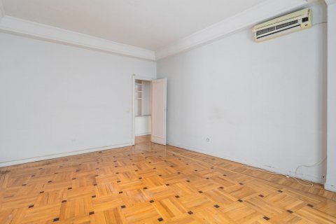 Dzīvoklis pārdošanā Madrid, Spānijā 6 istabas, 352 m2 Nr. 120392 - attēls 28