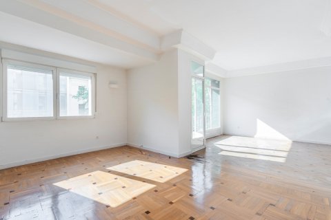 Dzīvoklis pārdošanā Madrid, Spānijā 6 istabas, 352 m2 Nr. 120392 - attēls 1
