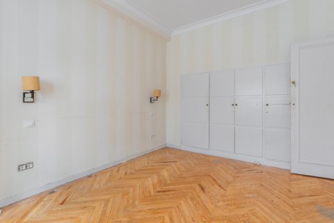Dzīvoklis pārdošanā Madrid, Spānijā 6 istabas, 352 m2 Nr. 120392 - attēls 26