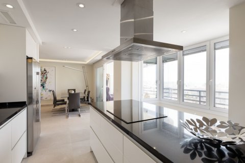 Appartamento in vendita Marbella, Malaga, Spagna 3 camere da letto, 146 mq. N° 120389 - foto 10