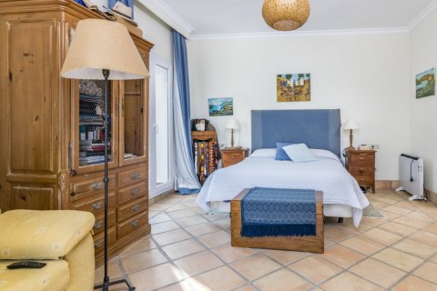 Villa for sale San Roque, Cadiz, Spain 4 bedrooms, 389.43 sq.m. No. 121833 - photo 15