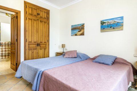Villa for sale San Roque, Cadiz, Spain 4 bedrooms, 389.43 sq.m. No. 121833 - photo 21