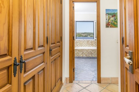 Villa for sale San Roque, Cadiz, Spain 4 bedrooms, 389.43 sq.m. No. 121833 - photo 16