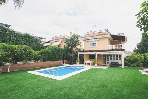 Villa à vendre Torremolinos, Malaga, Espagne, 4 chambres, 290 m2 No. 121832 - photo 5