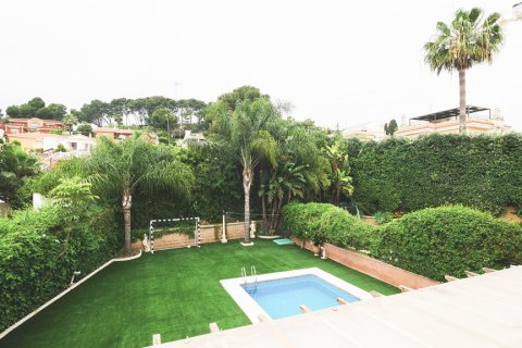 Villa à vendre Torremolinos, Malaga, Espagne, 4 chambres, 290 m2 No. 121832 - photo 24