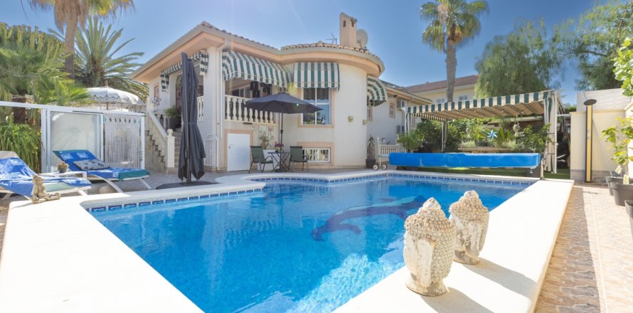 Villa Benijofar, Alicante, Espagne 5 chambres, 185 m2 No. 129339