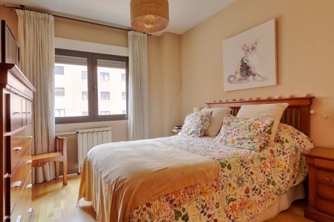 Продажа квартиры в Мадрид, Испания 3 спальни, 128м2 №121427 - фото 10