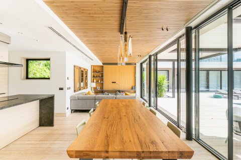 Huvila myytävänä Pozuelo de Alarcon, Madrid, Espanja, 6 makuuhuonetta, 1.16 m2 No. 124766 - kuva 17