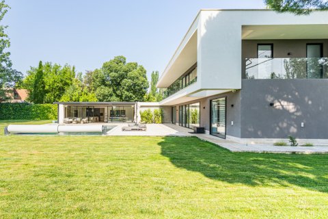 Huvila myytävänä Pozuelo de Alarcon, Madrid, Espanja, 6 makuuhuonetta, 1.16 m2 No. 124766 - kuva 3