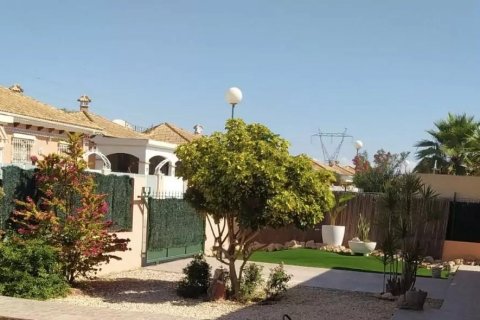 Bungalow Los Montesinos, Alicante, Hiszpania 3 sypialnie, 110 mkw. nr 125703 – zdjęcie 3