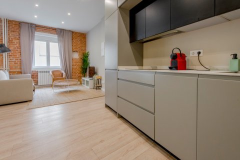Apartment for sale Madrid, Spain 2 bedrooms, 73 sq.m. No. 121813 - photo 4