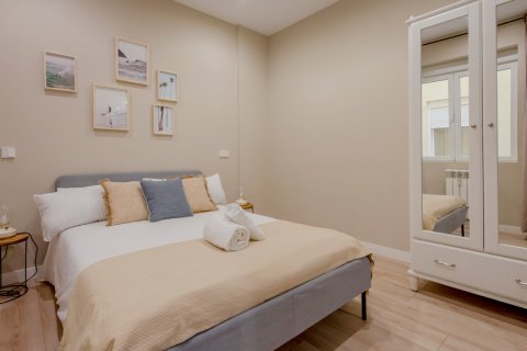 Apartment for sale Madrid, Spain 2 bedrooms, 73 sq.m. No. 121813 - photo 15