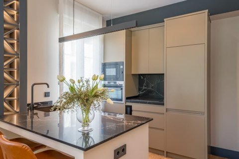 Apartamento en venta Madrid, España 2 dormitorios, 98 m2 No. 121817 - foto 5