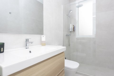 Продажа квартиры в Мадрид, Испания 3 спальни, 117м2 №121814 - фото 23