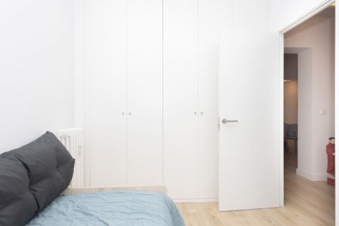 Продажа квартиры в Мадрид, Испания 3 спальни, 117м2 №121814 - фото 30