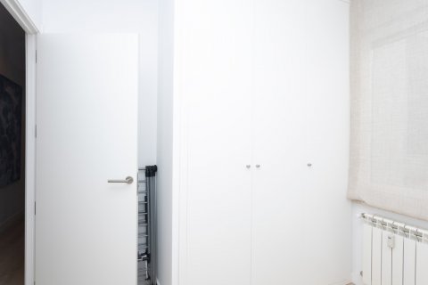 Продажа квартиры в Мадрид, Испания 3 спальни, 117м2 №121814 - фото 27