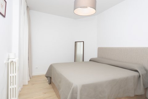 Продажа квартиры в Мадрид, Испания 3 спальни, 117м2 №121814 - фото 17