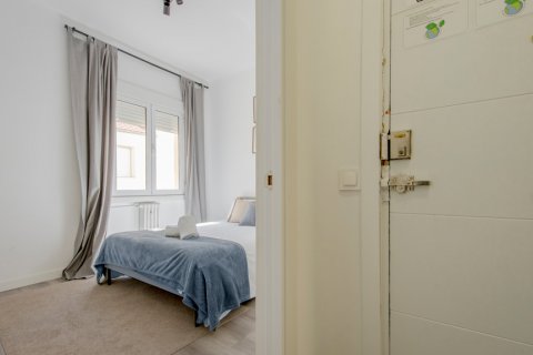 Apartment à vendre Madrid, Espagne, 4 chambres, 114 m2 No. 121812 - photo 4