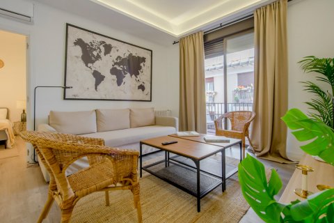 Apartment à vendre Madrid, Espagne, 4 chambres, 114 m2 No. 121812 - photo 1