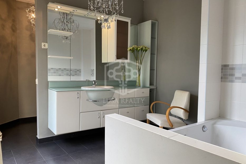 Villa en Castelldefels, Barcelona, España 6 dormitorios, 670 m2 No. 128032