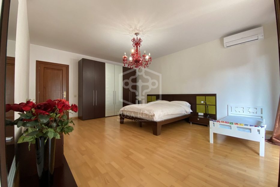 Villa en Castelldefels, Barcelona, España 6 dormitorios, 670 m2 No. 128032