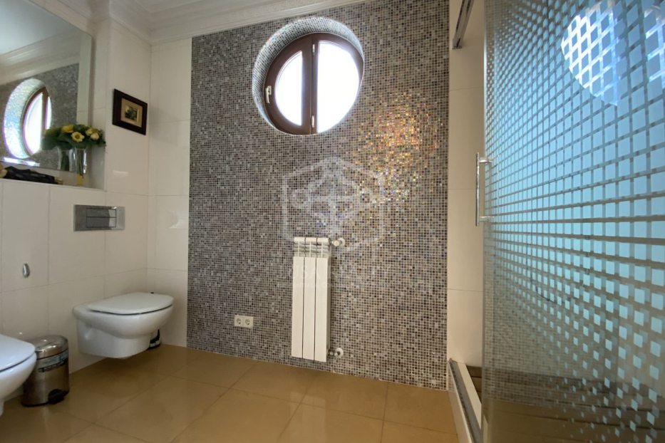 Villa en Castelldefels, Barcelona, España 6 dormitorios, 670 m2 No. 128032