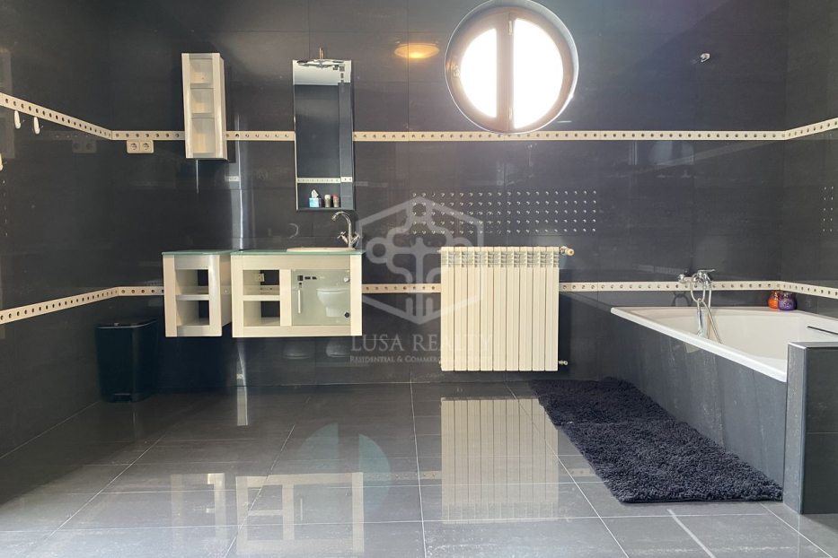Villa en Castelldefels, Barcelona, España 6 dormitorios, 670 m2 No. 128032